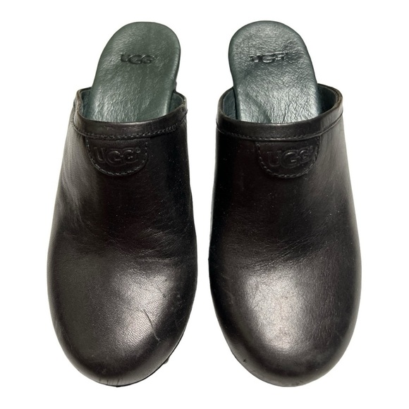 UGG Shoes - Ugg Abbie Black Leather Clog With Sheep Skin Size 6